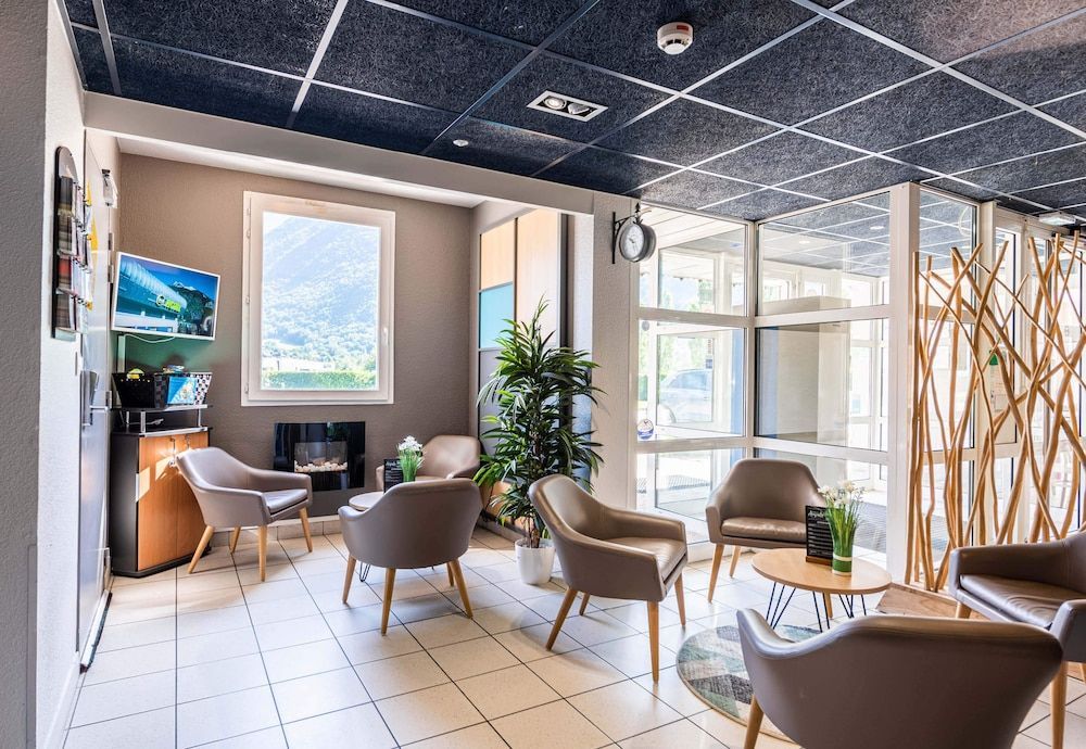 B&B HOTEL Saint Jean De Maurienne 1