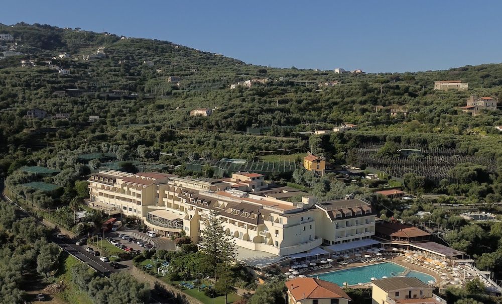 Grand Hotel Vesuvio 1