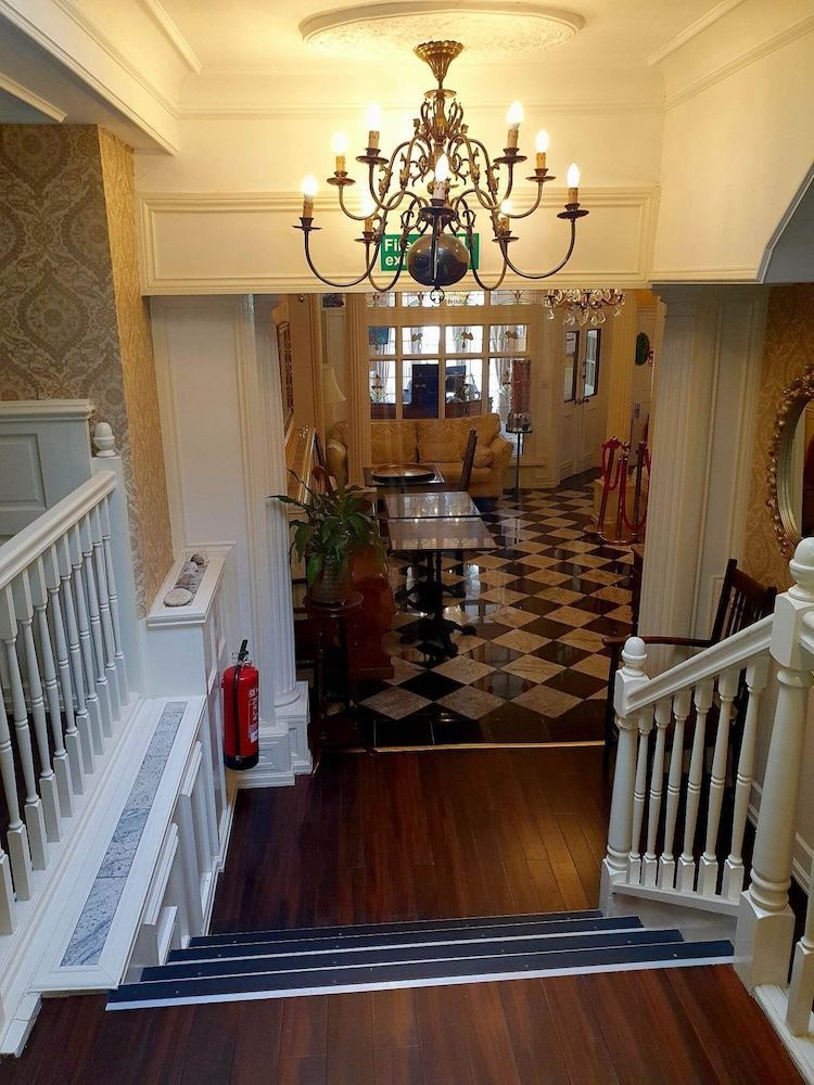 Rose Tor Hotel 2