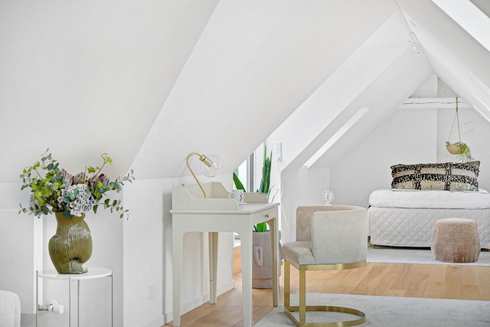 Regent 9 - Great Apt with Terrace in City Centre 1