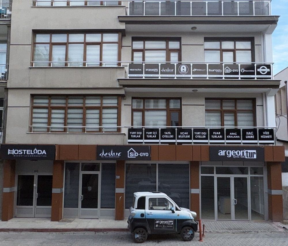 HOSTELIDA 1