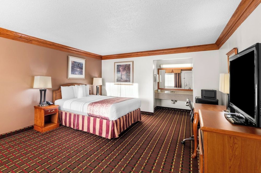 Scottish Inns - Decatur 2