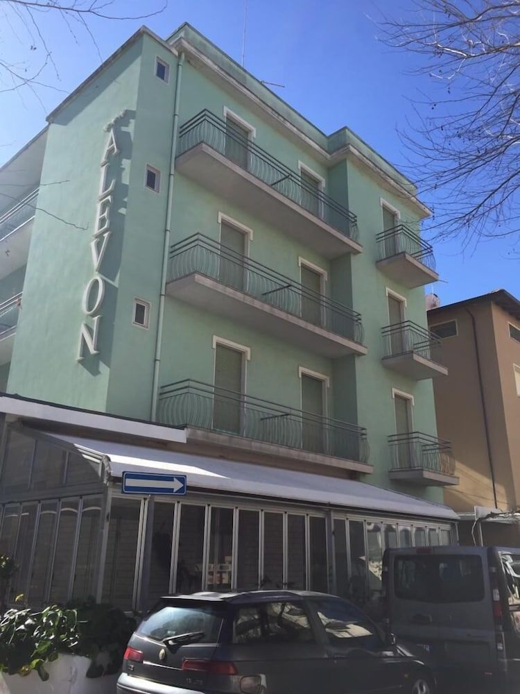 Alevon Hotel 1