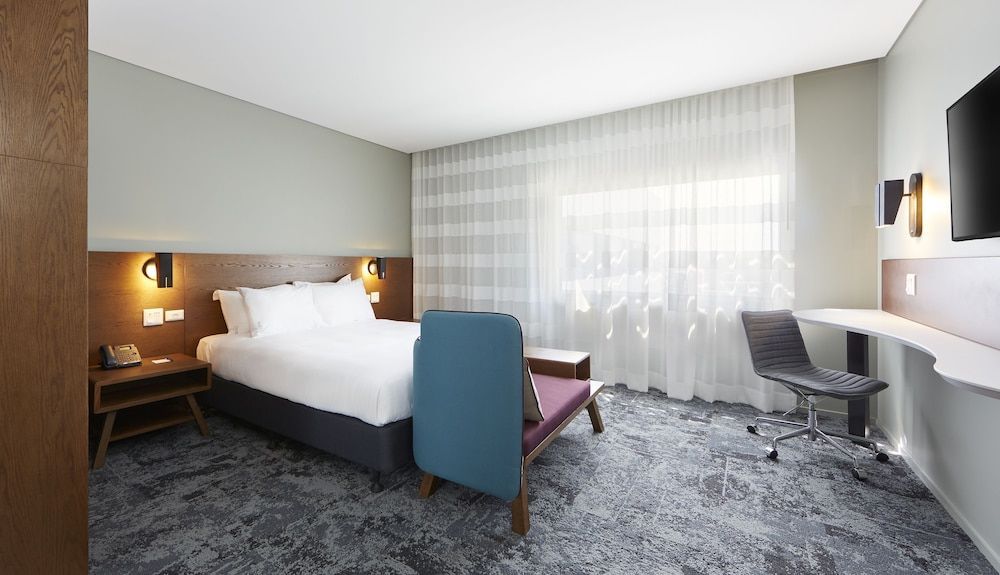 Holiday Inn Express SYDNEY AIRPORT by IHG 2