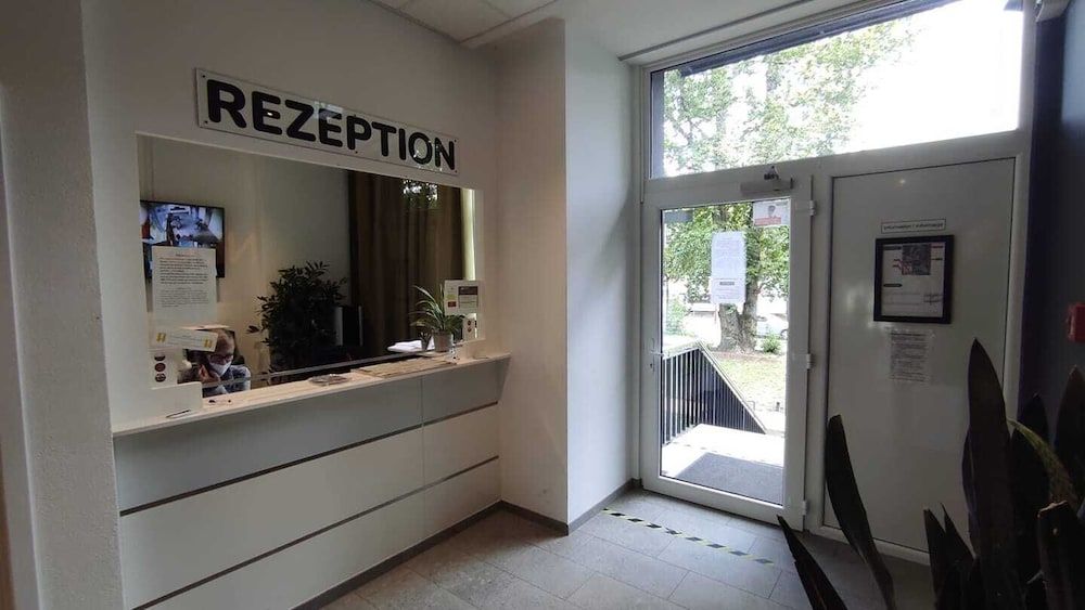 NeoHostel 2
