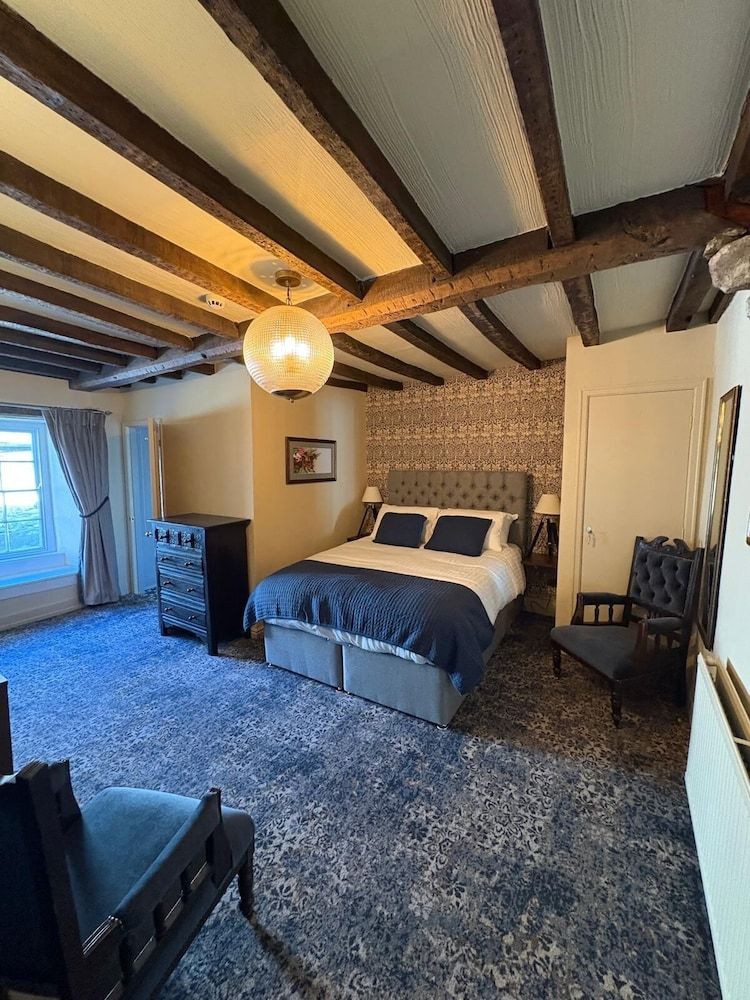 Richard III Hotel 2
