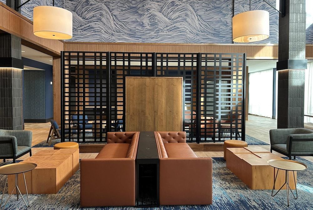 Sugar Creek Hotel, Trademark Collection by Wyndham 2
