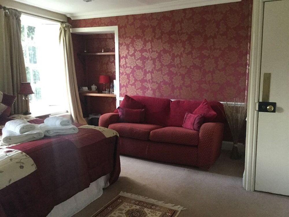 The Coachman Inn 2