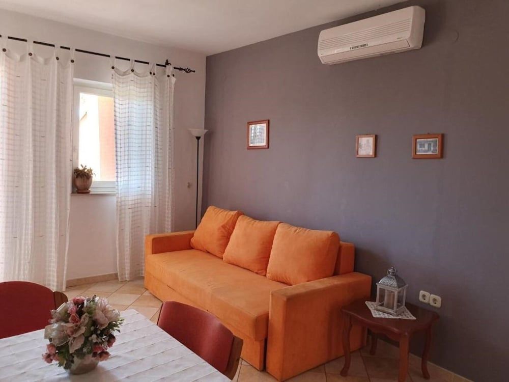 Apartments Nada 1