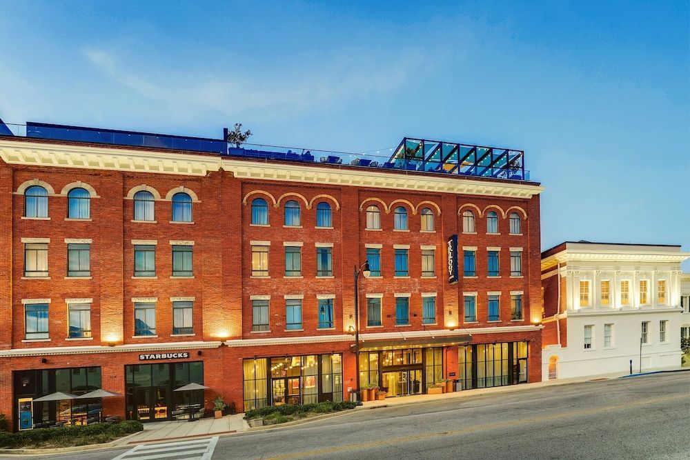 Trilogy Hotel Montgomery, Autograph Collection 1