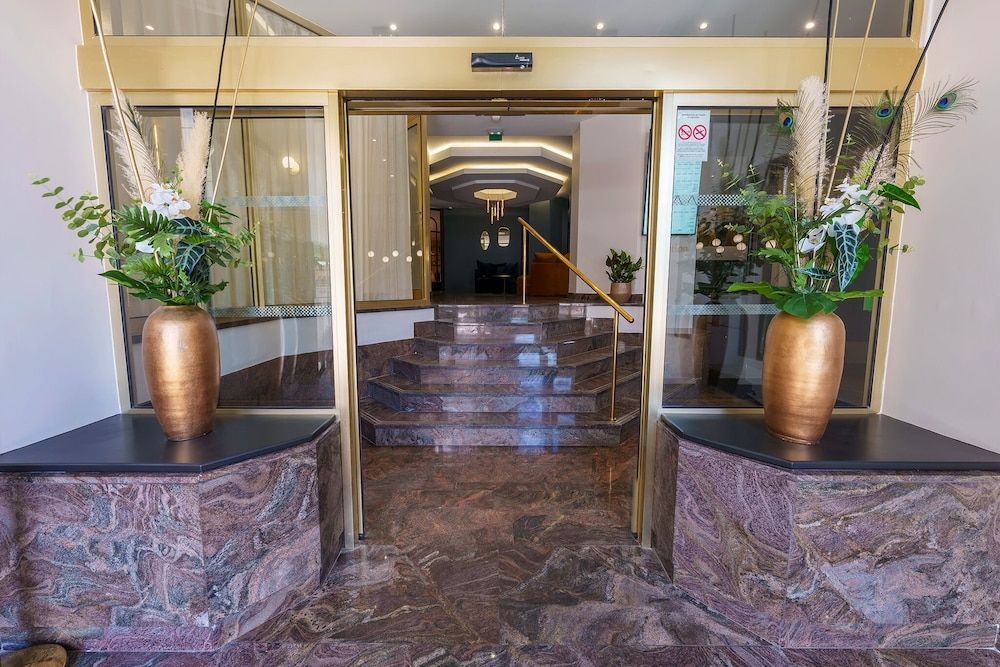 Best Western Plus Le Picardy Hotel & Spa 2