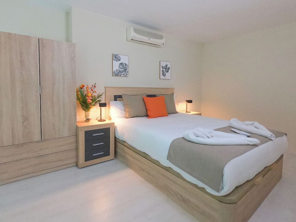 Oshun Sanchinarro Seasonal Living 2
