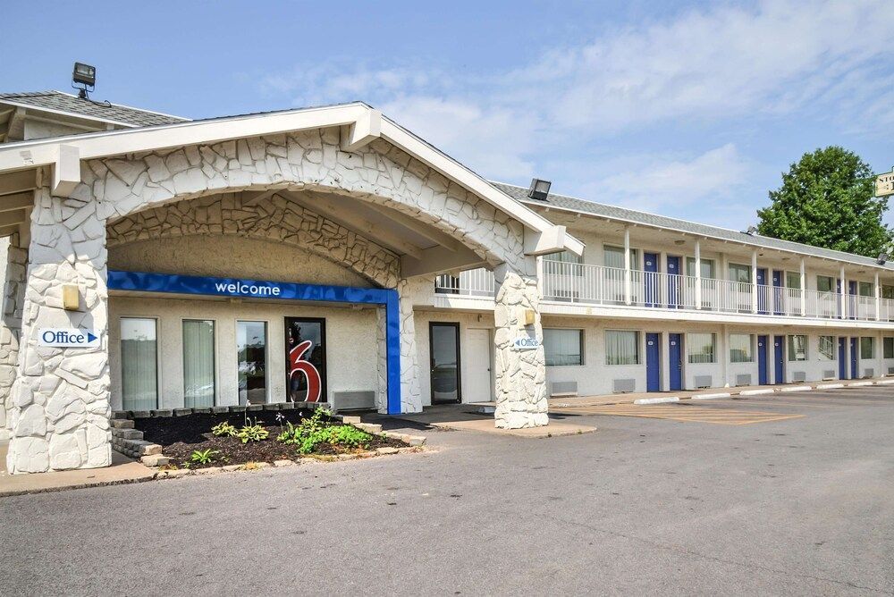 Motel 6 Saint Joseph, MO 1