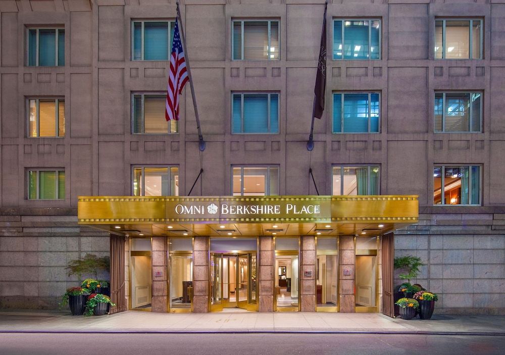 Omni Berkshire Place 1