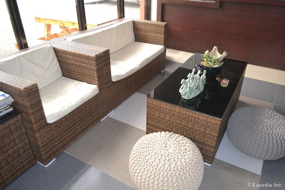 Pearl Suites 2