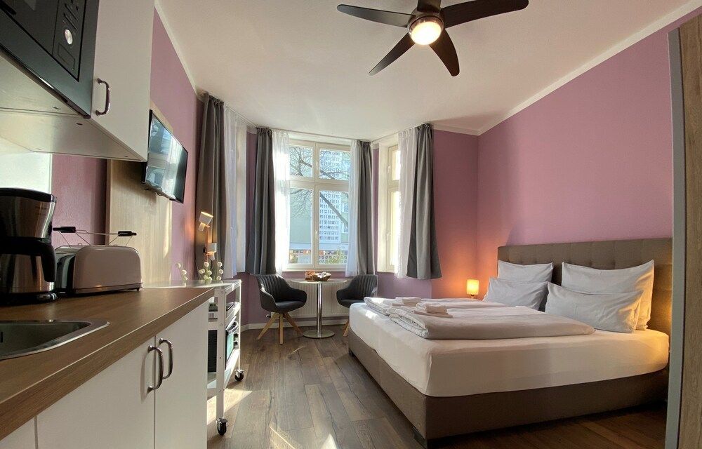 Amaroo - Rooms & Apartments "Charlotte" 2