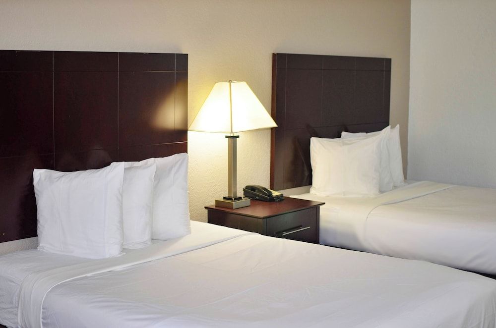 Hotel Monreale Express & Studios IDrive District 2