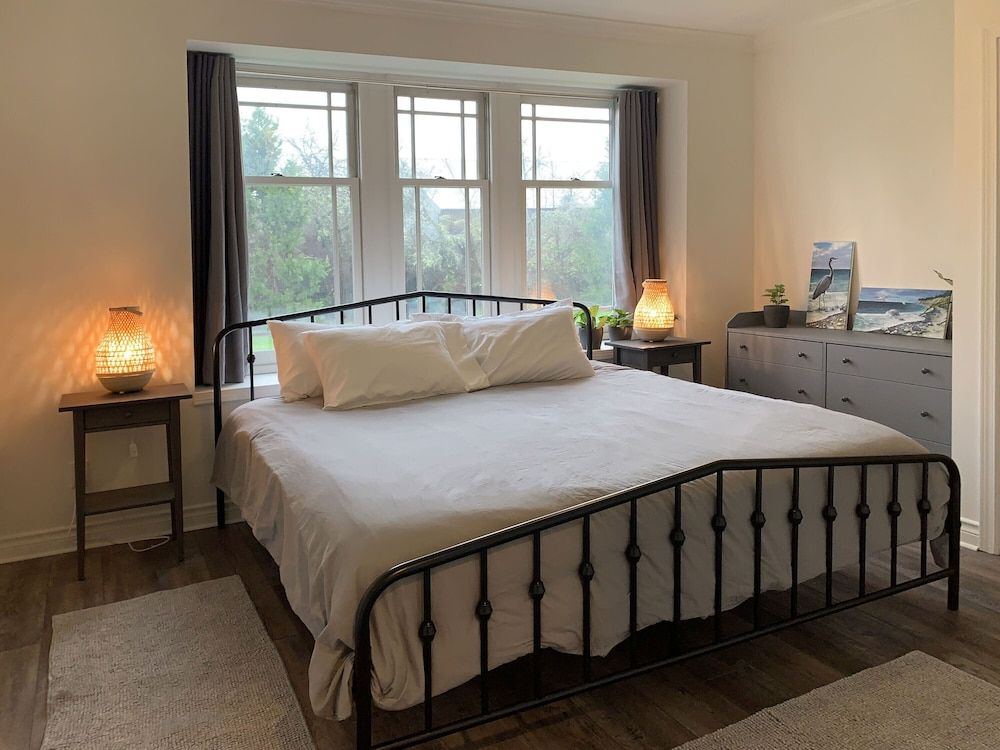 Vashon Inn 2