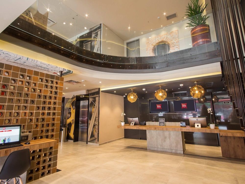 ibis Cucuta 1