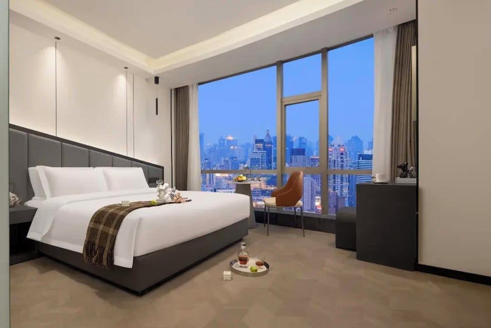KW Sky View Hotel -Chongqing Jiefangbei Pedestrian Street Hongyadong Branch 2