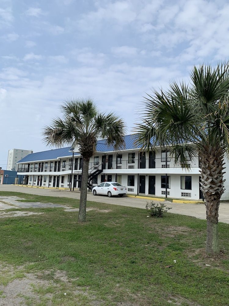 Bayfront Inn Biloxi 1