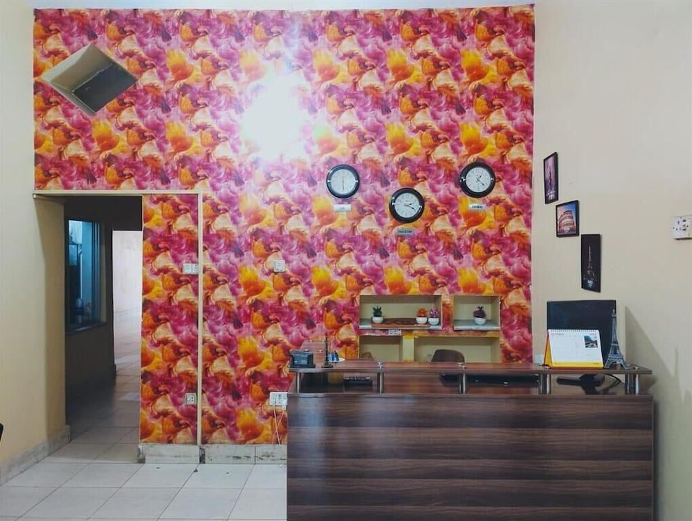Hotel Twenty One 1