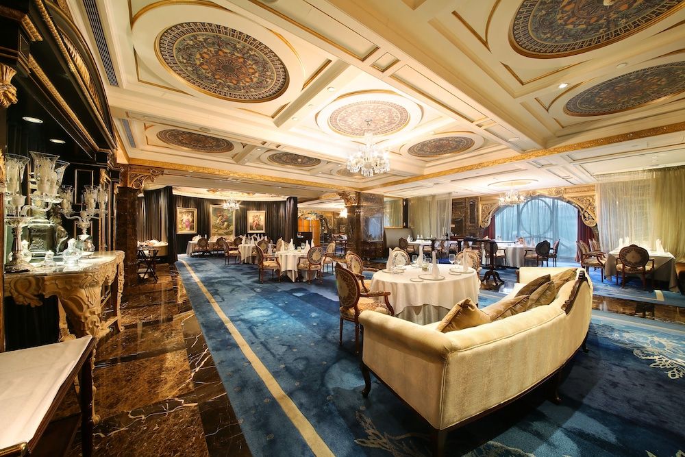 Legendale Hotel Beijing 1