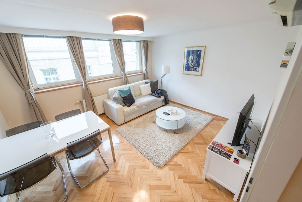 Venus Apartments - Renate 1
