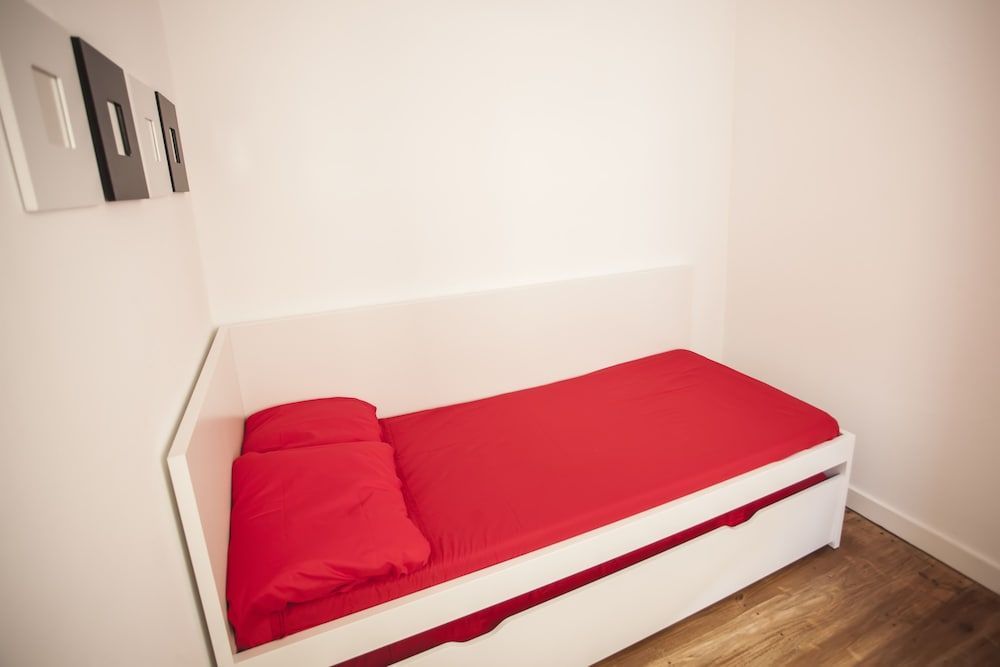 Cool Lisbon Apartment 2