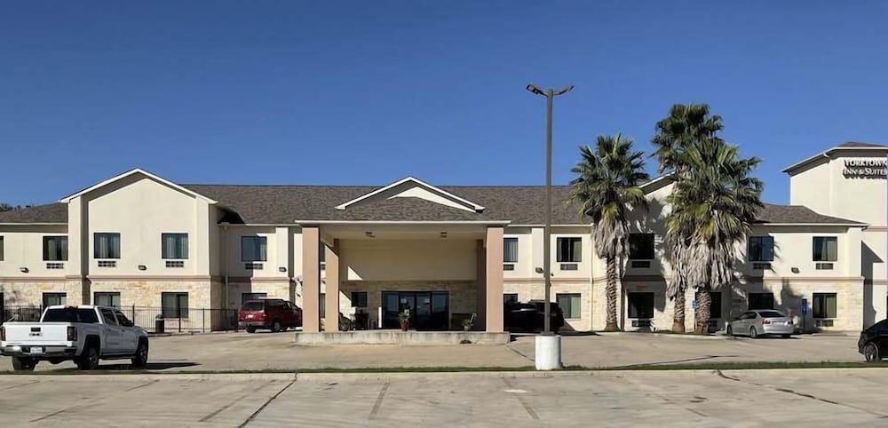 Quality Inn & Suites 1