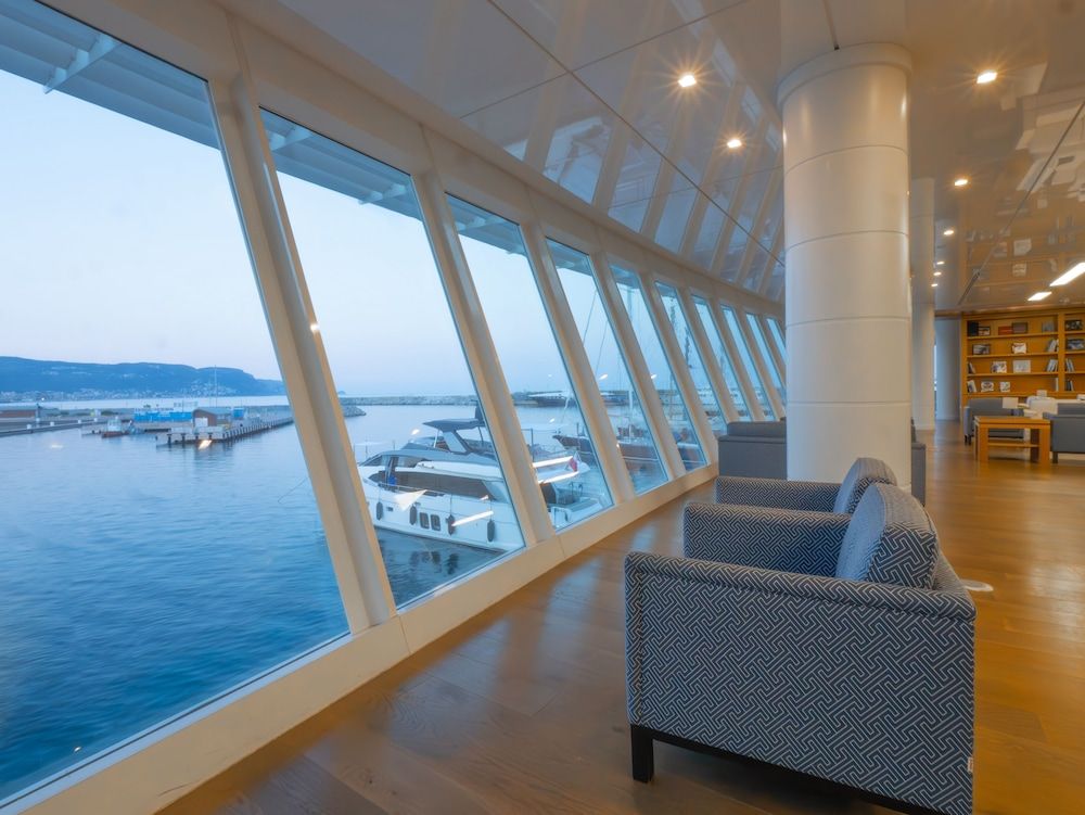 Yacht Club Marina di Loano | UNA Esperienze 2