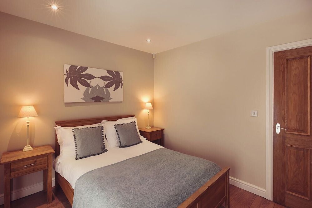 Longlands Inn & Cottages 2