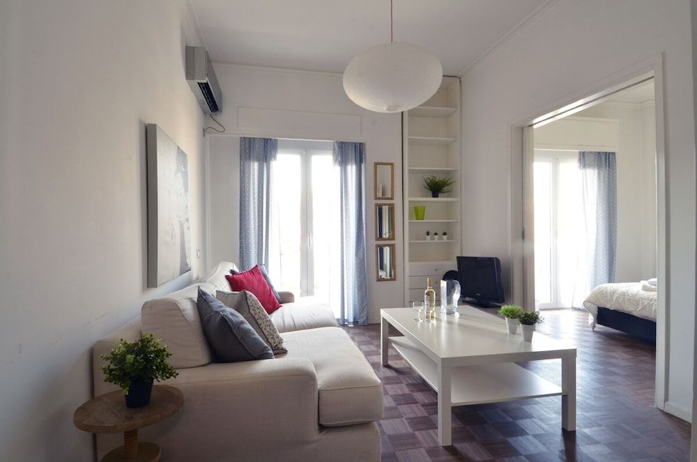 Kerameikos, a lovely apartment 1