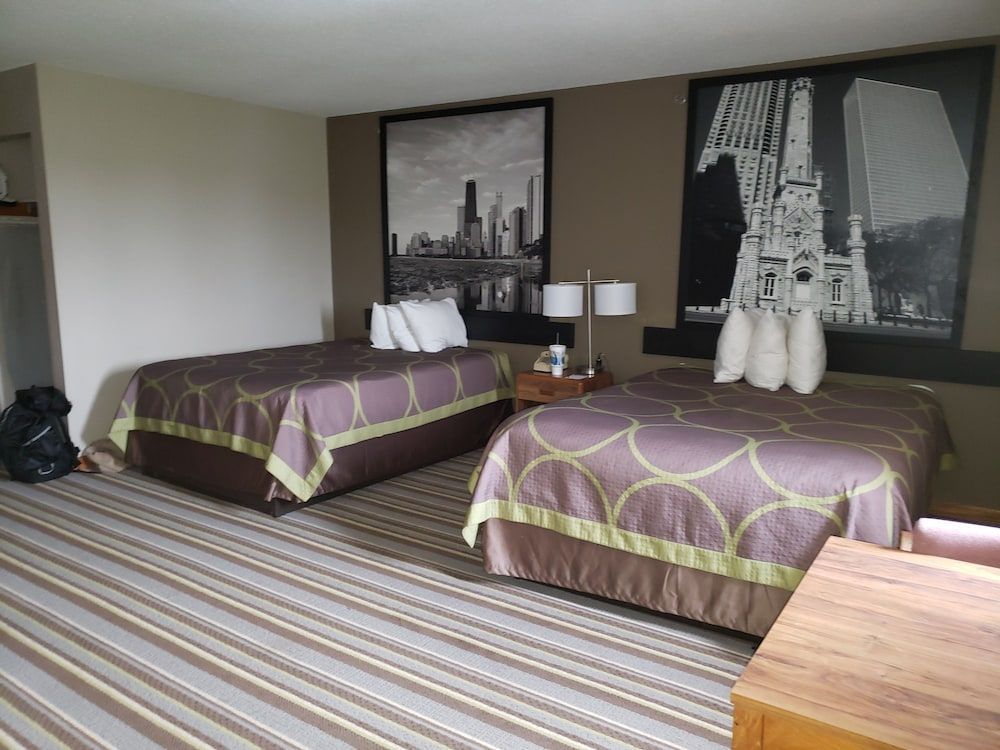 Watseka 24 Inn & Suites 2