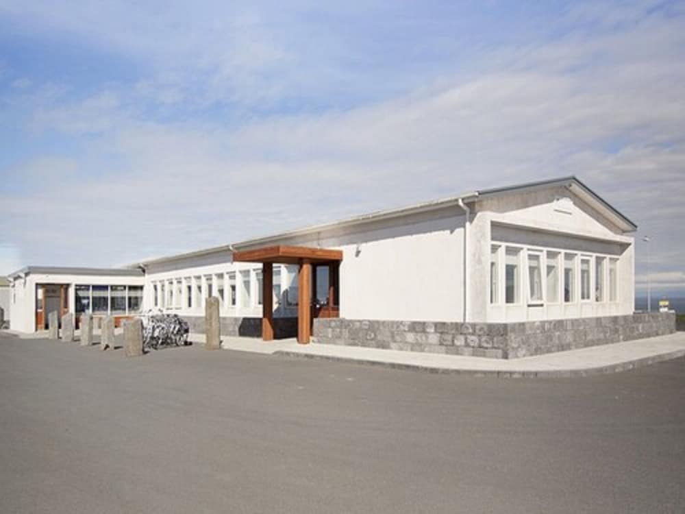KEF Guesthouse by Keflavík airport 1