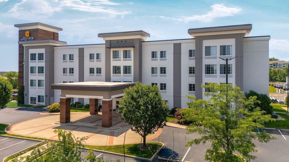 La Quinta by Wyndham Columbus - Edinburgh 1
