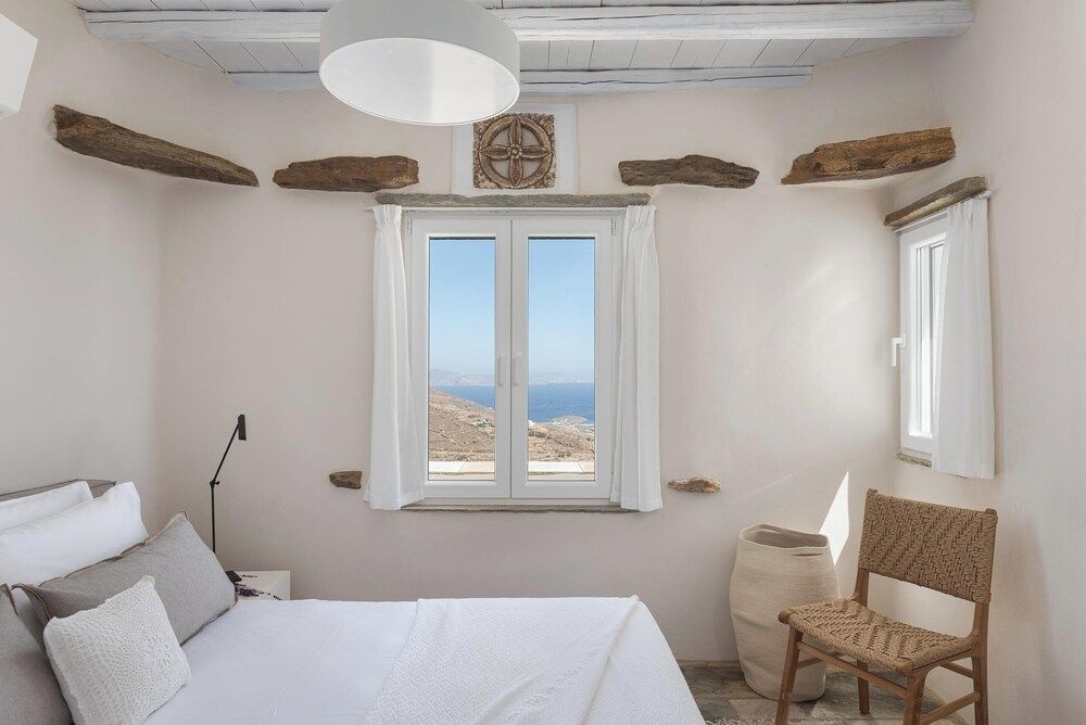 Morfes Luxury Apartments 2