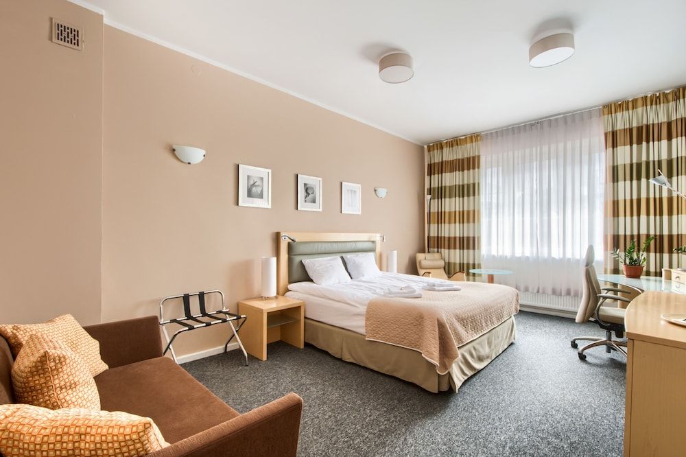404 Rooms Wilanowska 1