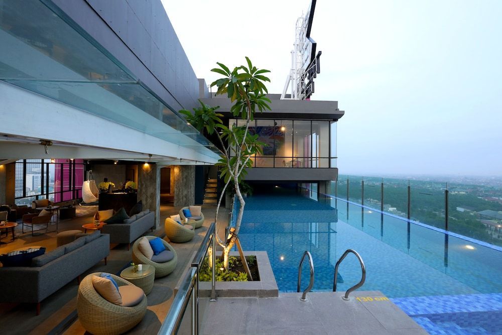 The Zuri Pekanbaru 1