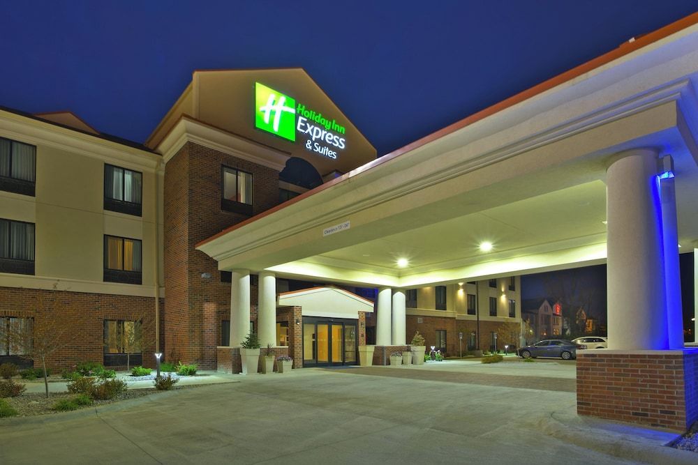Holiday Inn Express & Suites SPRINGFIELD - DAYTON AREA by IHG 1