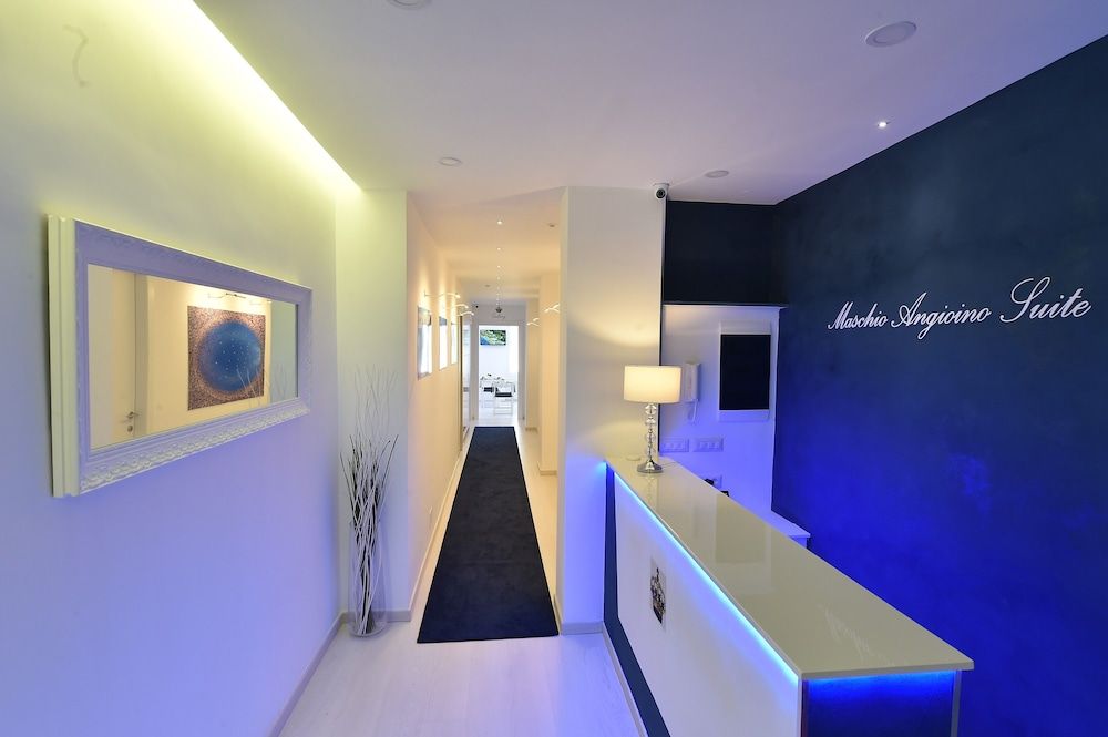 Maschio Angioino Suite 1