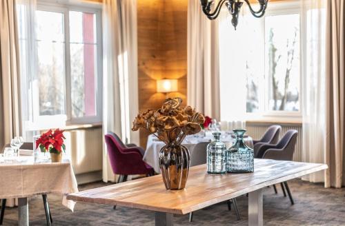 Logis Hôtel Restaurant & Spa La Rochette 2