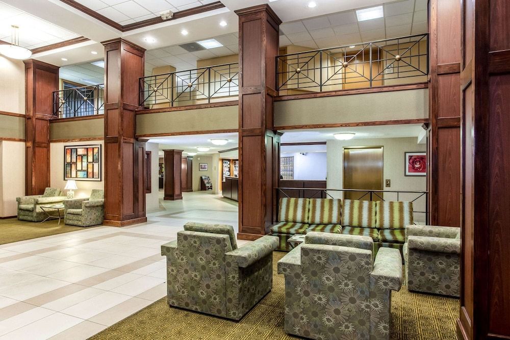 La Quinta by Wyndham Milwaukee Bayshore Area 2