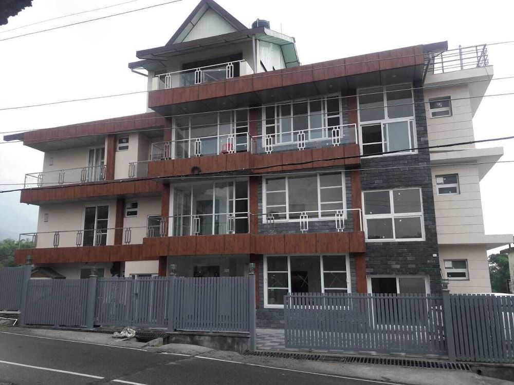 SERENE SUITES 1