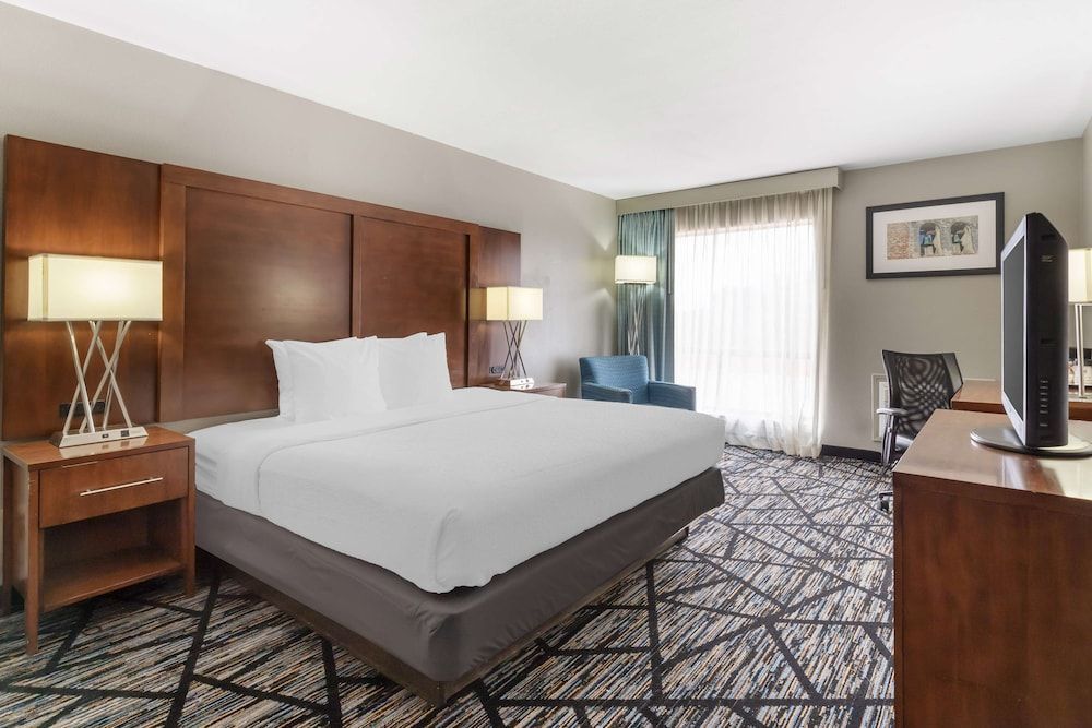 Best Western near Lackland AFB SeaWorld 1