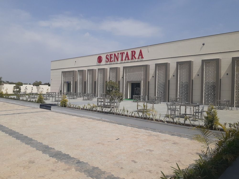Sentara Hotel and Resort 1