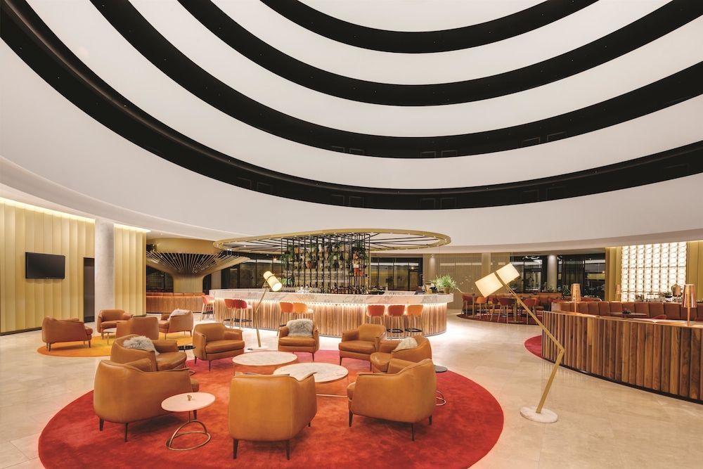 Vibe Hotel Canberra 1