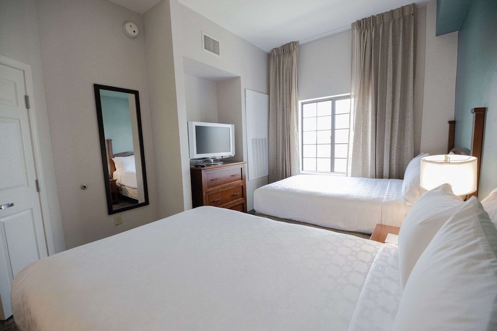 Sonesta ES Suites Baton Rouge University at Southgate 2