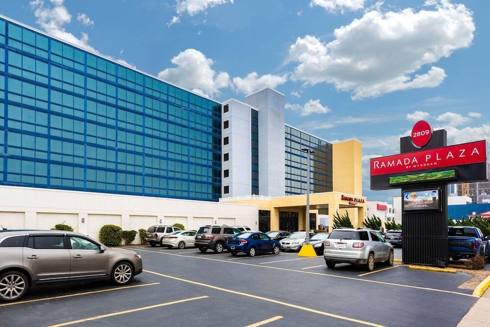 Ramada Plaza by Wyndham Virginia Beach Oceanfront 1