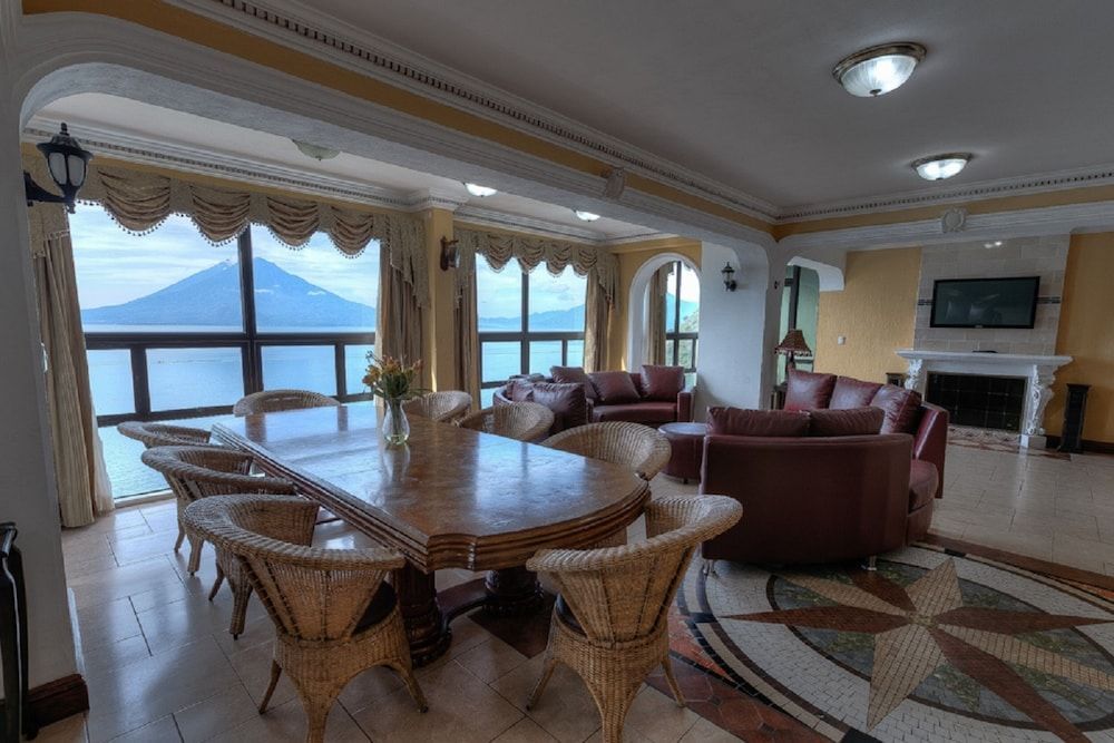 Hotel Atitlan 1